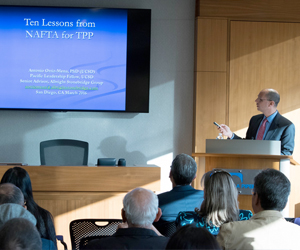 Antonio Ortiz-Mena talks about the 10 lessons from NAFTA for TPP